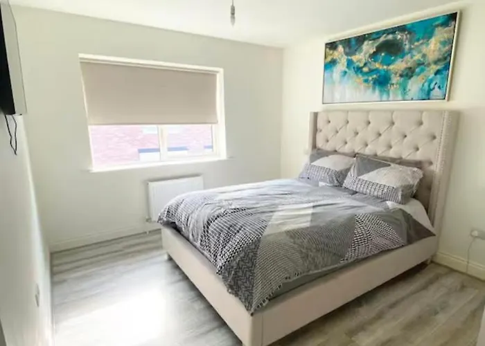 וילה Luxury House Kildare - 3 Double Bedrooms - Sleeps 6 - 25 Minute Train Dublin Centre